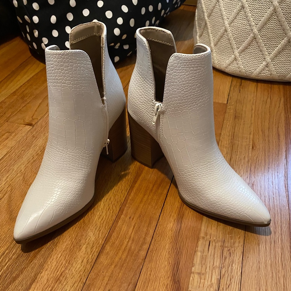 Never worn white booties
